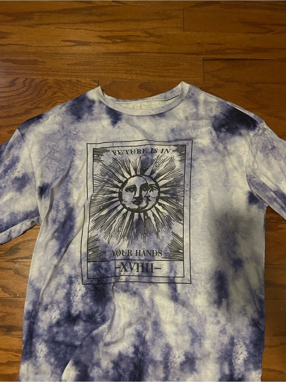 SHEIN Blue and White Tie-Dye Sun Graphic Kids Tee